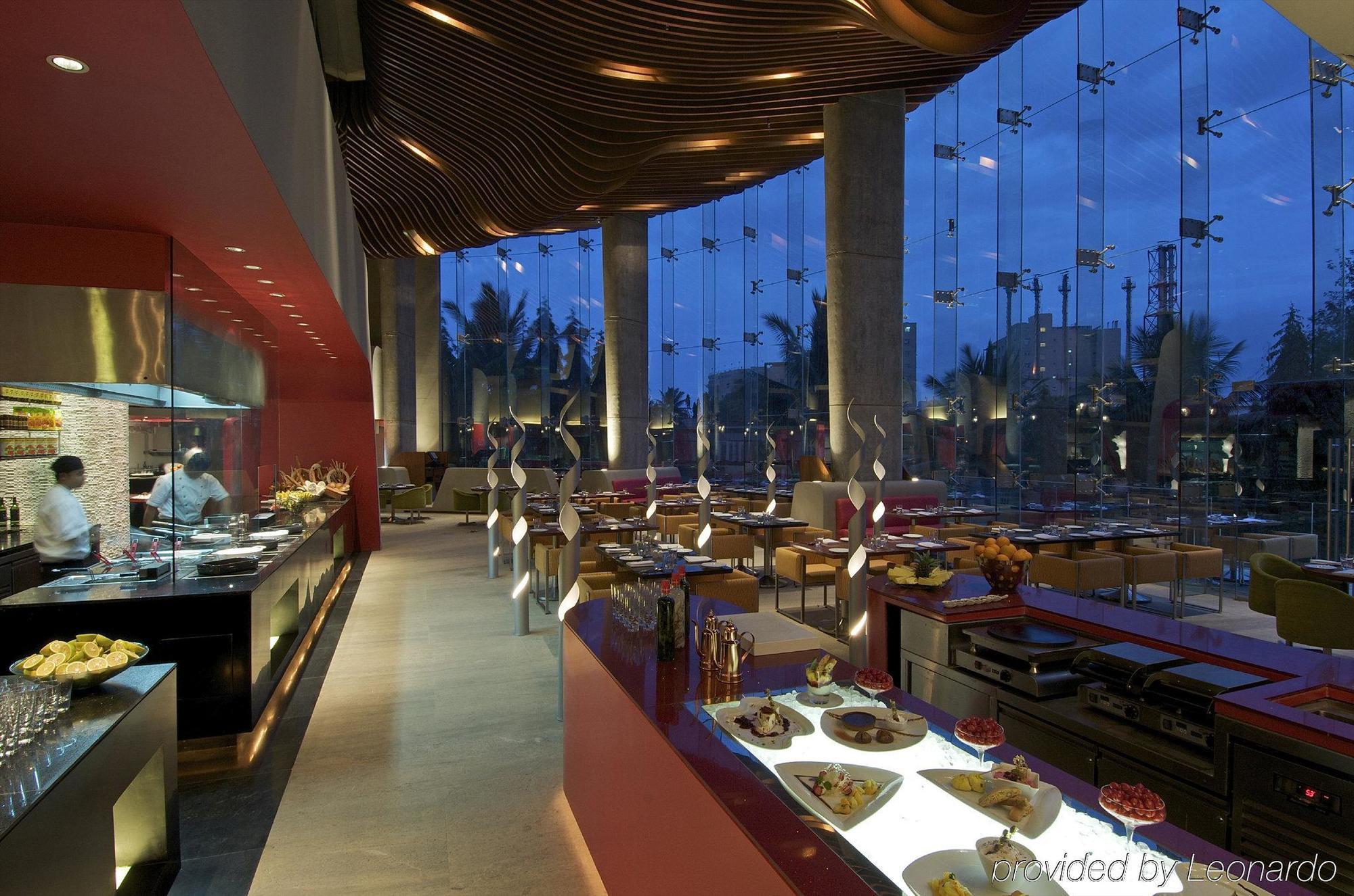 Vivanta Bengaluru, Whitefield Ristorante foto